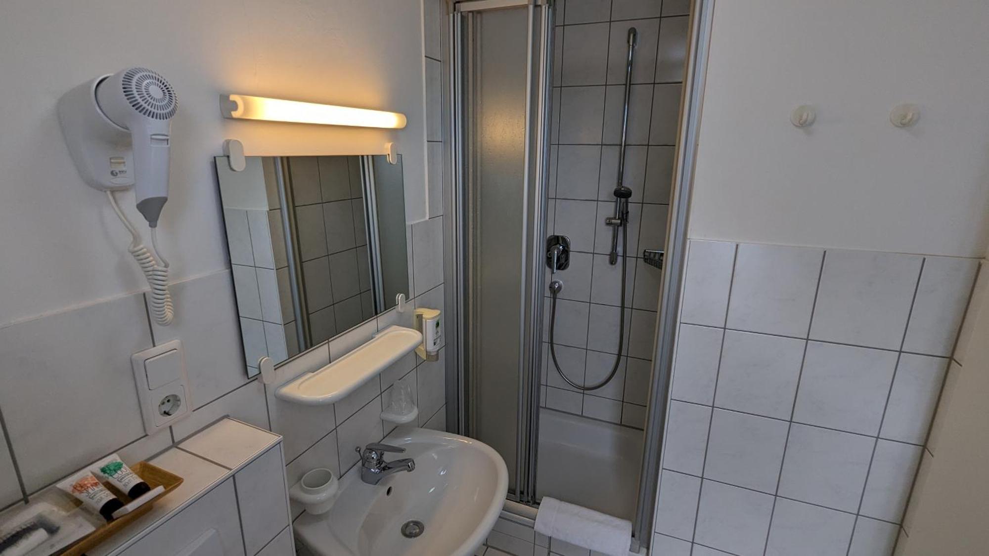 Gaestehaus Ziegler Stuttgart Bagian luar foto