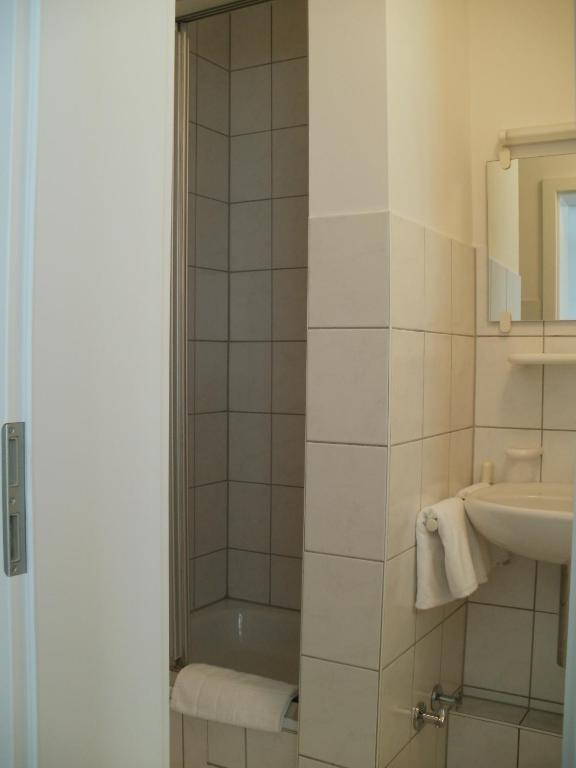 Gaestehaus Ziegler Stuttgart Ruang foto